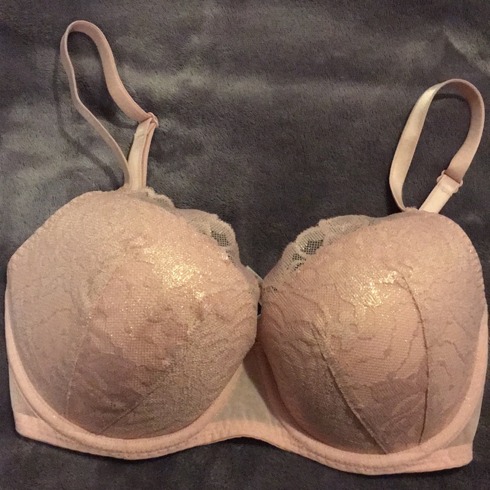 Victoria’s Secret Pastel Pink Lace Bra 32DD NWT